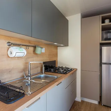 Beautiful In With Kitchen