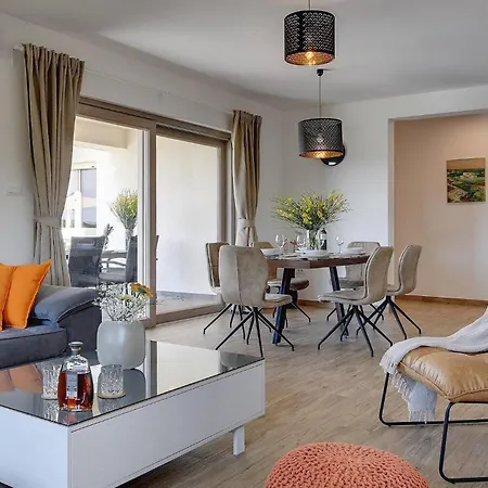 Moraceae Ferienhaus Pula